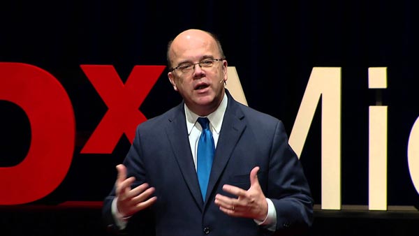 Mcgovern: EEUU tiene la obligación de ayudar a hacer justicia en caso el Mozote; entrenamos a los militares responsables
