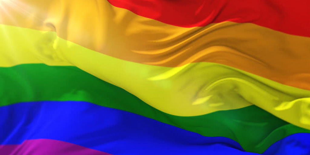 El Salvador analiza legalizar el matrimonio civil igualitario