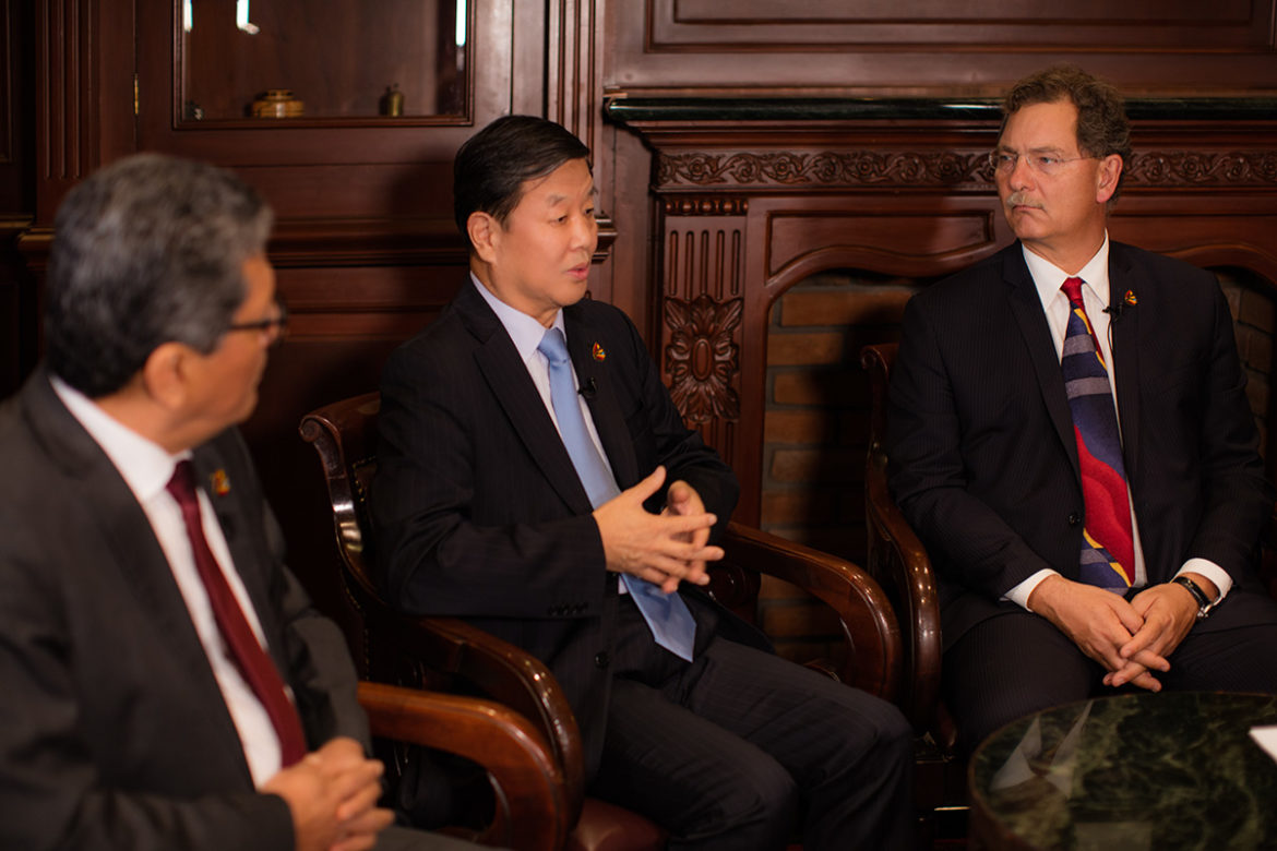 Una estrategia clara es la clave para aprovechar relación con China, afirman expertos