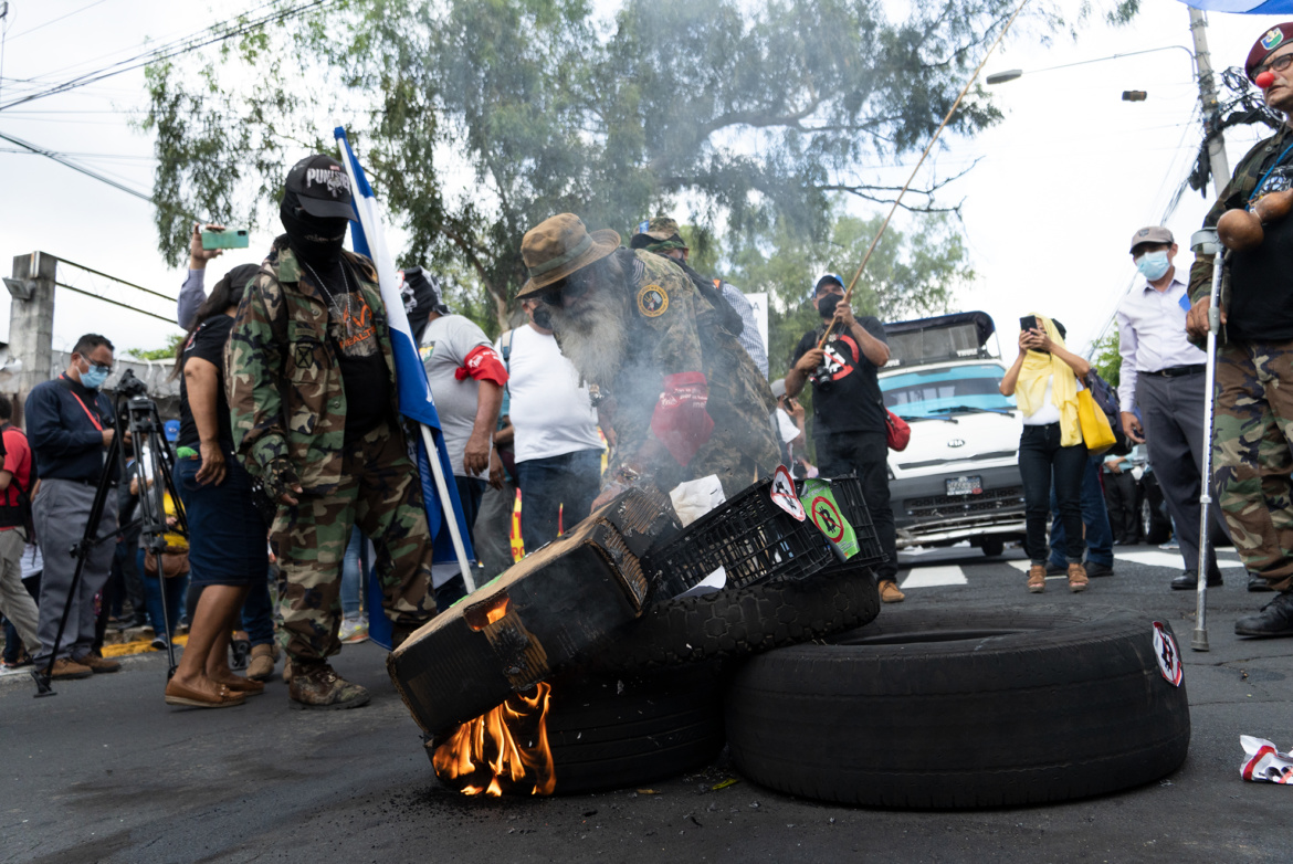 Fotogalería: El bitcoin despertó el descontento contra el Gobierno