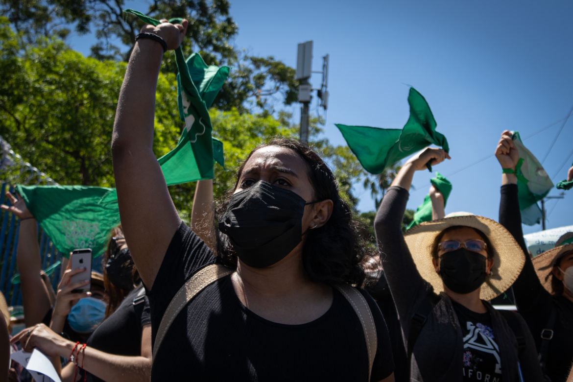 Exigen despenalización del aborto en tres causales